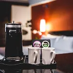 Hotel Ruby Foo\'S 