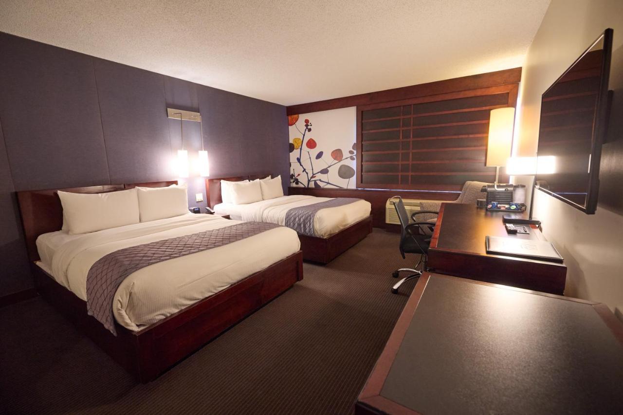 Ruby Foo's 4* Montréal